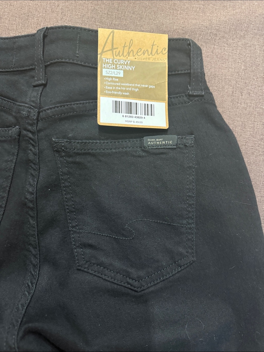 NWT SILVER JEANS, CURVY HIGH SKINNY SIZE 2